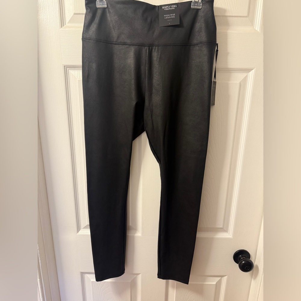 NWT Black Women's Simply Vera Vera Wang High Rise Faux Suede Shaping Leggings